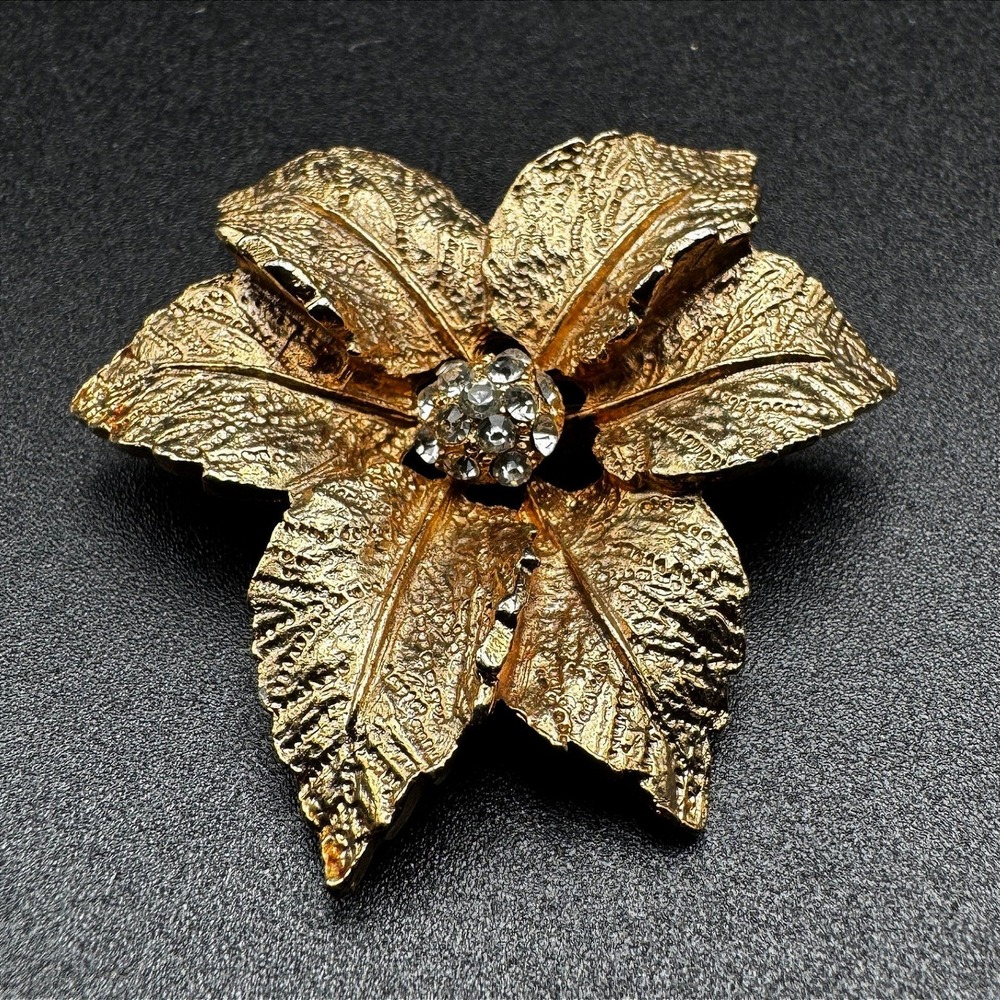 Vintage Judy Lee Gold Tone Flower Brooch Clear‎ Rhinestone Floral Signed Pin